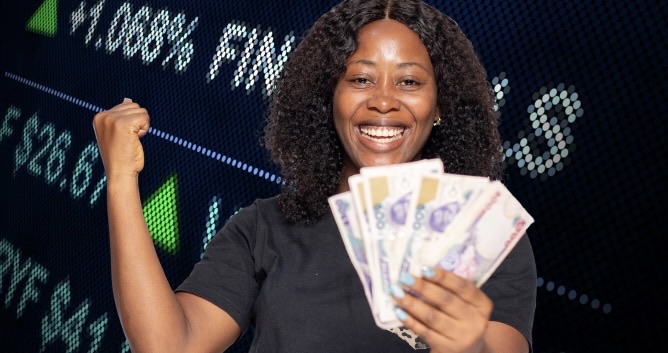 Steady Deposits, Strong Returns: Watching $500 Monthly Grow with STRL